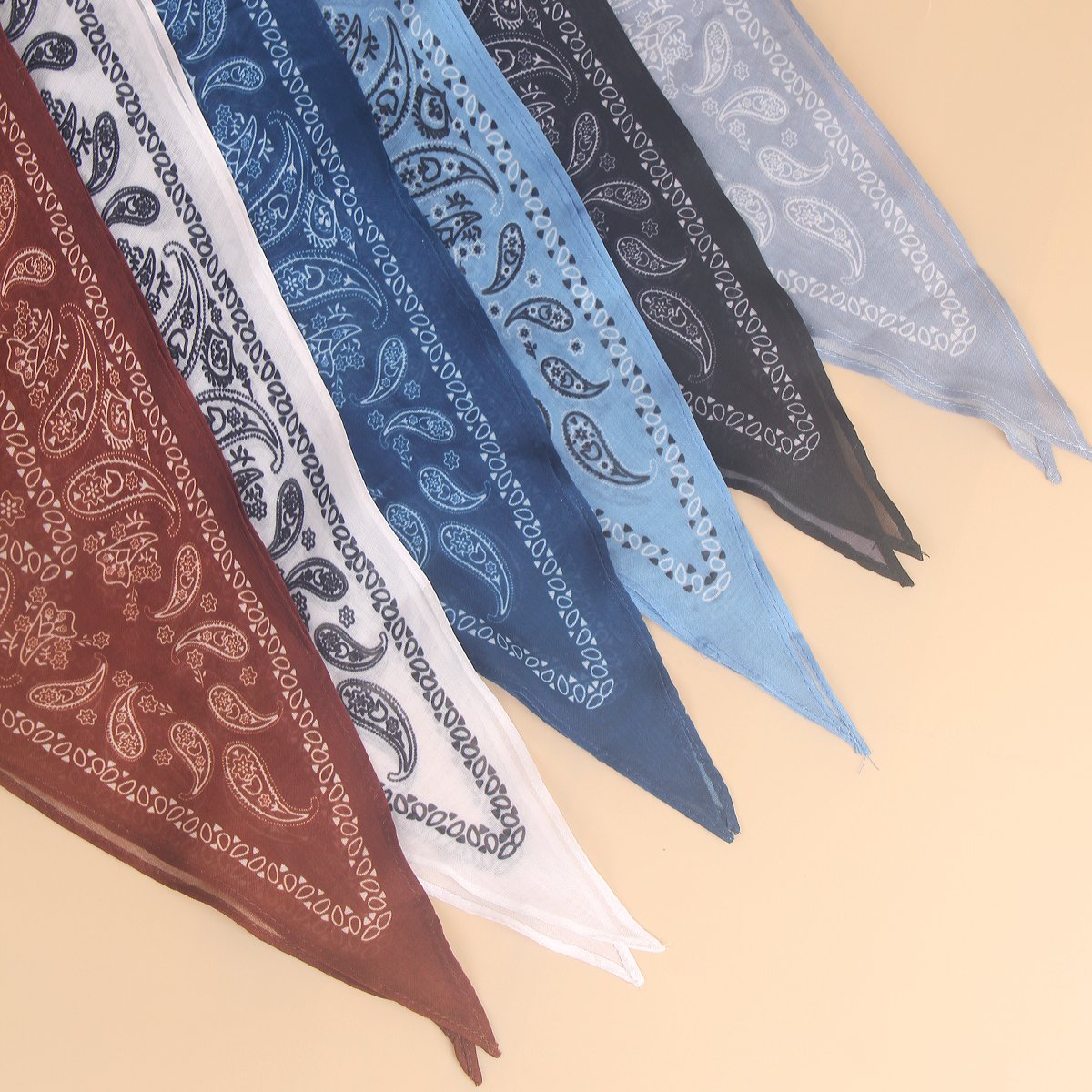 High Quality Paisley Printed Parallelogram 100% Cotton Material Handkerchief Street Fashion Lady Headscarf Hair Bag Bandana