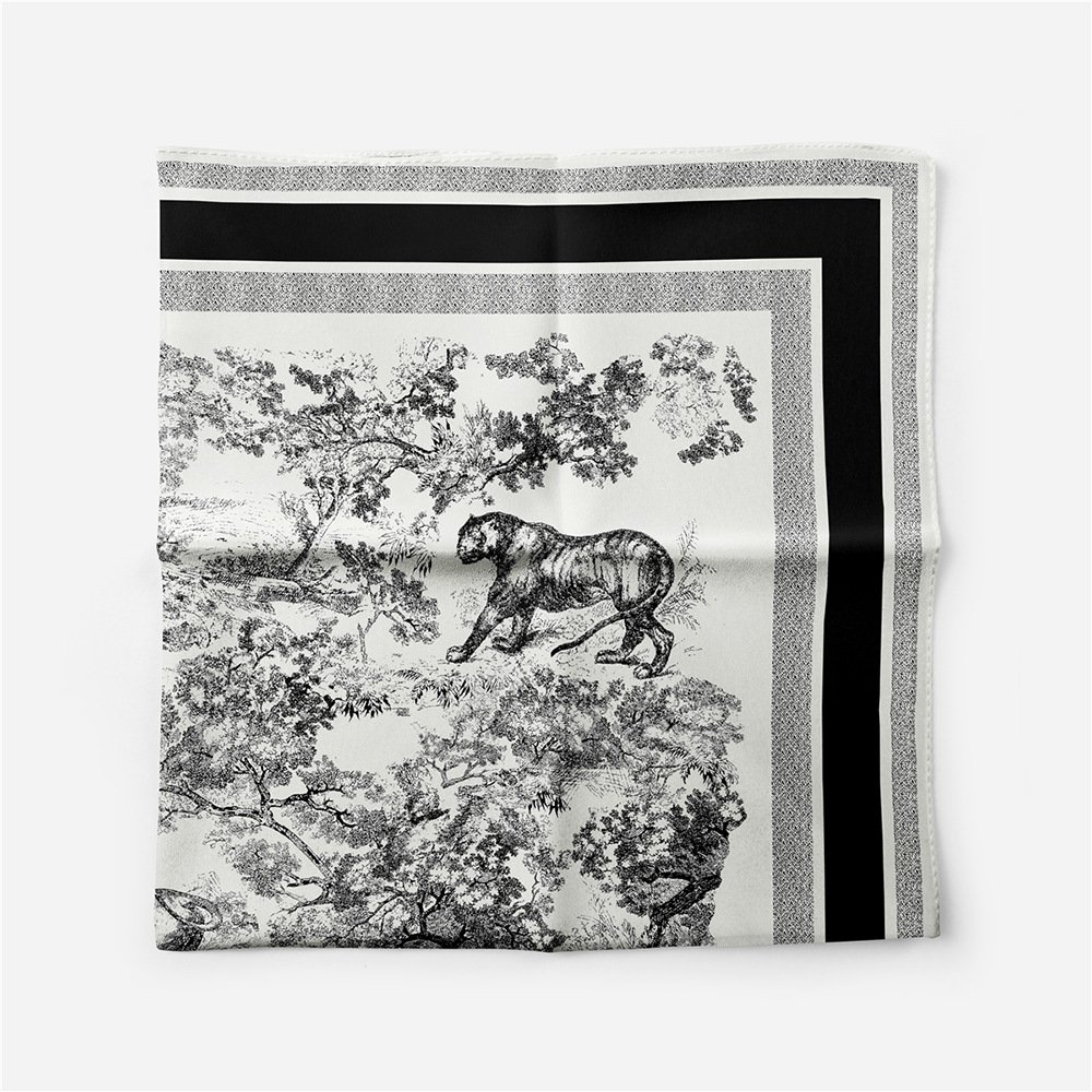 Luxury Brand Twill Silk Scarf Women Bandanna Scarves Neck Office Ladies Handkerchief Soft Female Foulard Printed Scarves