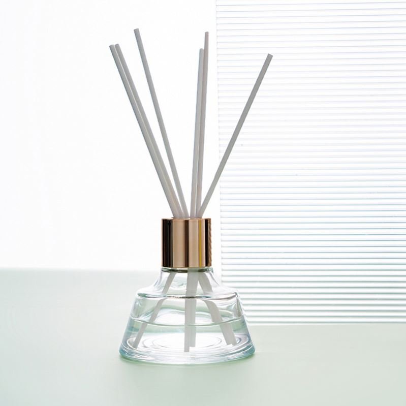 Empty 50ml 100ml 150ml 200ml Round Reed Diffuser Glass Bottle Aroma Glass Bottle With Lid