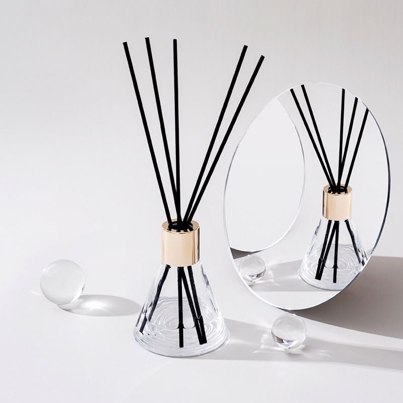 Empty 50ml 100ml 150ml 200ml Round Reed Diffuser Glass Bottle Aroma Glass Bottle With Lid