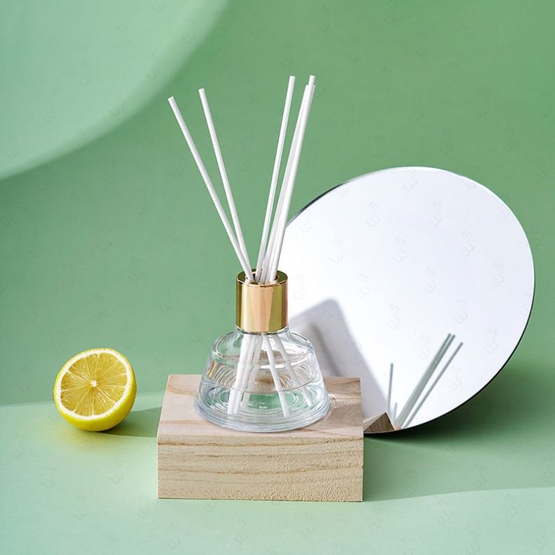 Empty 50ml 100ml 150ml 200ml Round Reed Diffuser Glass Bottle Aroma Glass Bottle With Lid