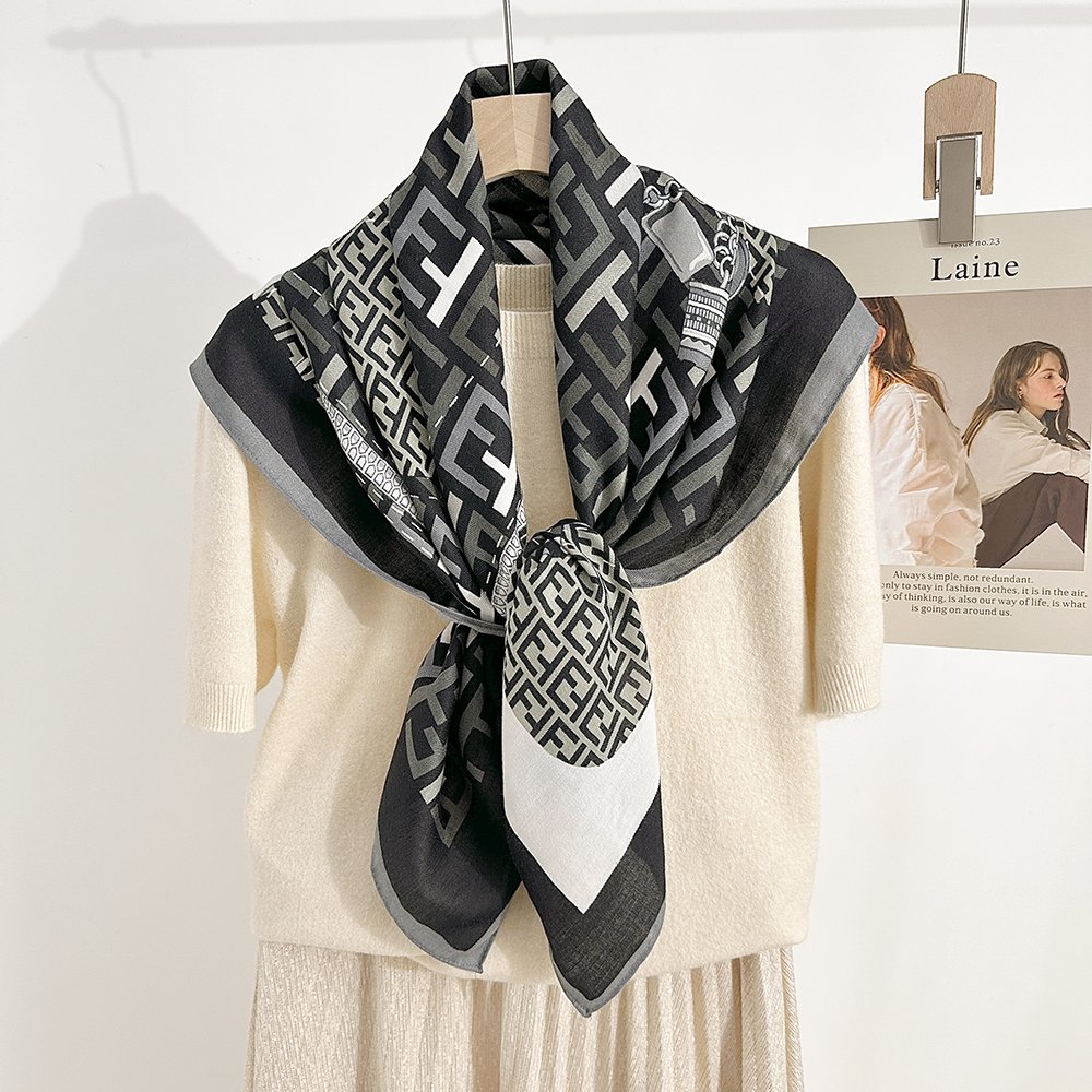 Newest Arrival High Quality 90*90cm Soft Cotton Feelings Handkerchief Large Square Neck Scarves Bandanas