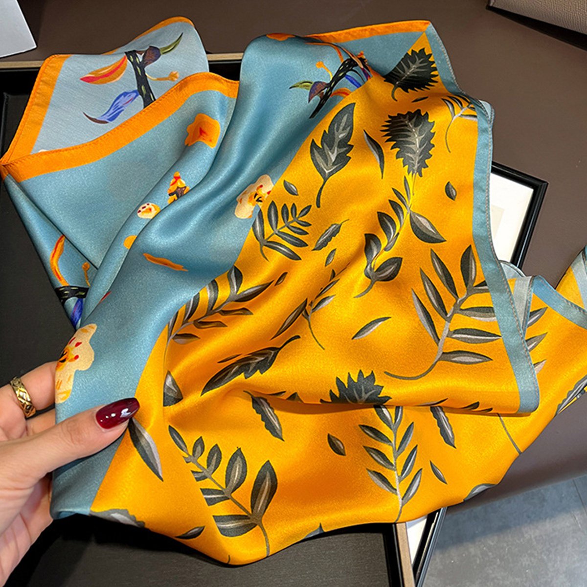 Diamond WJ1026-368 Shaped Silk Scarf 68X68 Women Wholesale New Stylish Elegant Small Square Scarf