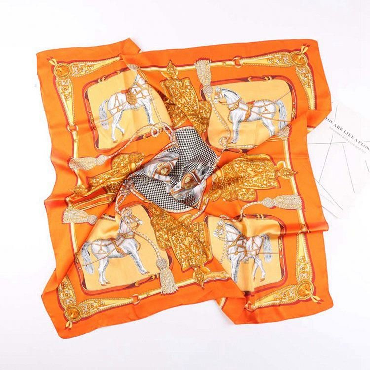 Multicolor Small MOQ Wholesale Luxury Elegant Brand Wrap Handkerchief 70*70Cm Bandanas Soft Square Satin Silk Scarf For Women