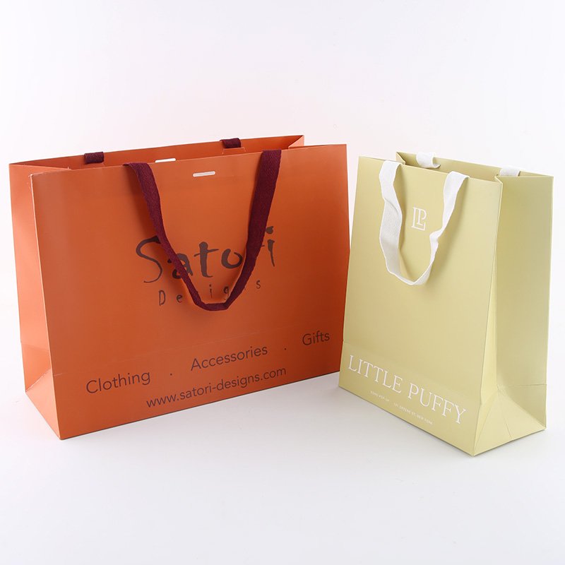 Retail Kraft Ribbon Clothing Packaging Luxury White With Gift Shopping Own Handle Bag personalized jewelry Paper Black gift bag