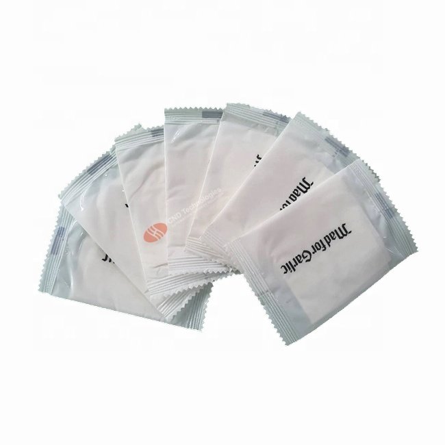 Full automatic single piece disposable wet wipe making machinery separate pocket alcohol wet tissue wrapping machine