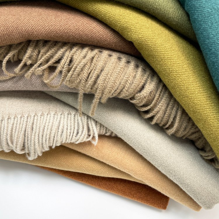Wholesale woman winter tassel pashmina hijab cashmere blanket polyester scarves kashmiri long fringe Plain wool Shawl 52 colors