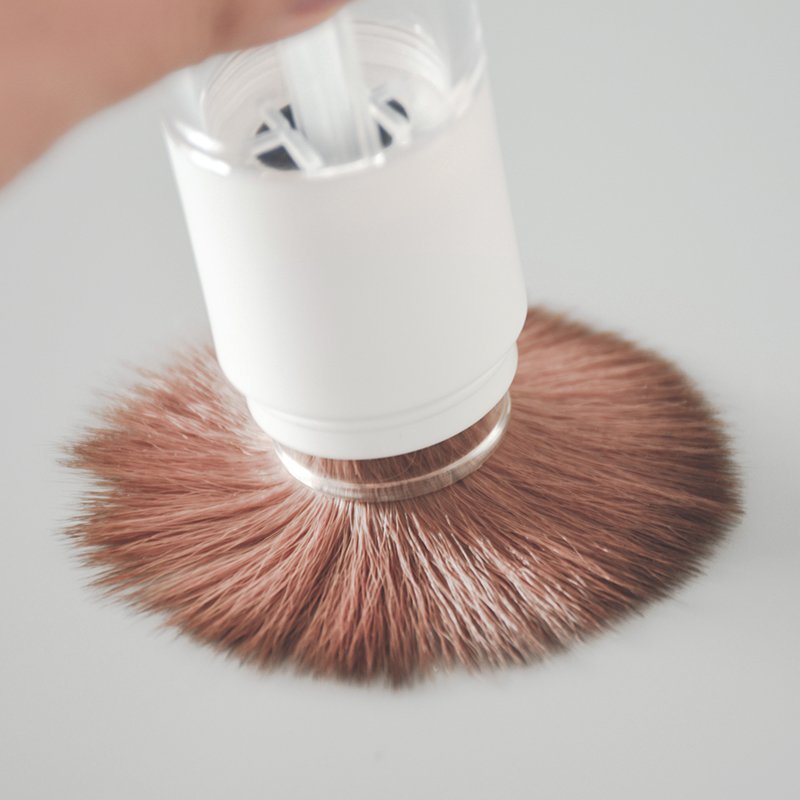 11ml white plastic bottle empty Cosmetic loose powder case compact case with brush