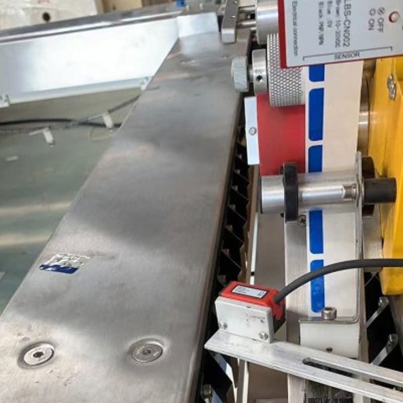 Factory Price Handkerchief Production Line Paper Making Machine Sale Small Business Mini