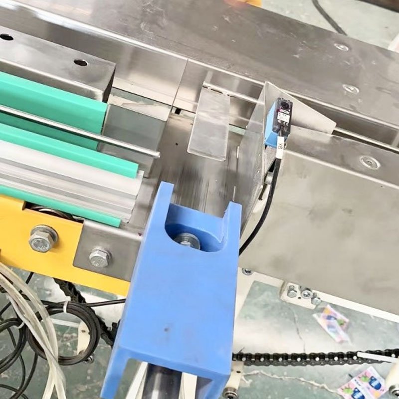 Factory Price Handkerchief Production Line Paper Making Machine Sale Small Business Mini