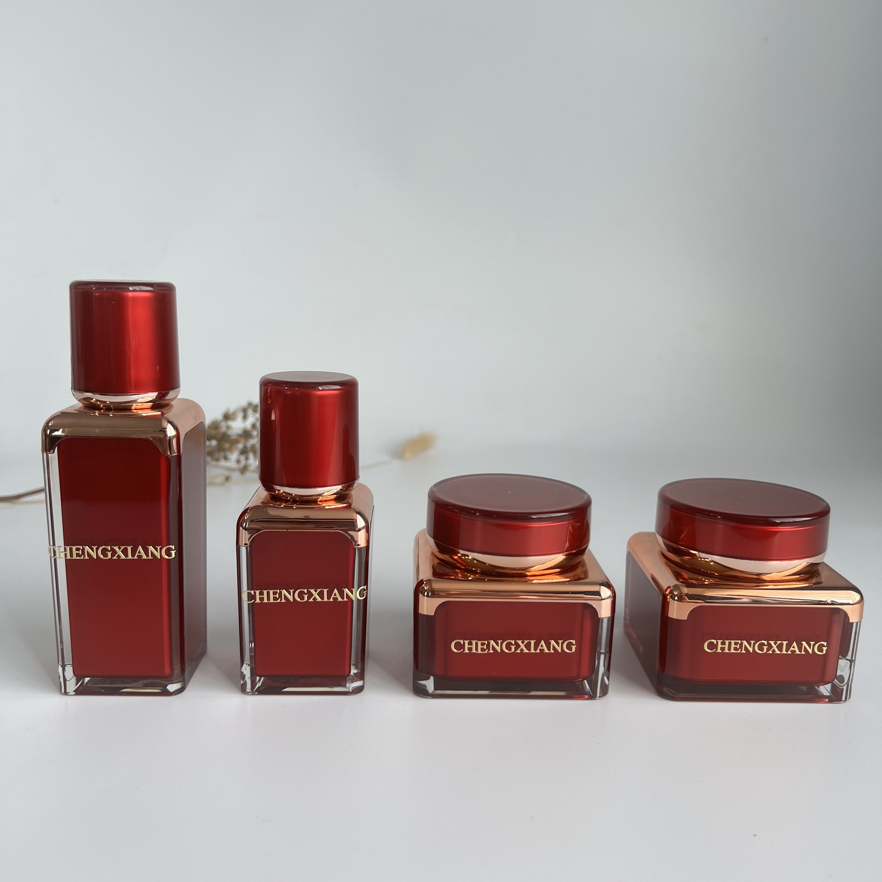 Custom Logo Red Empty Skincare Acrylic Bottle Cosmetic Airless Pump Bottle For Cosmetic Serum Lotion