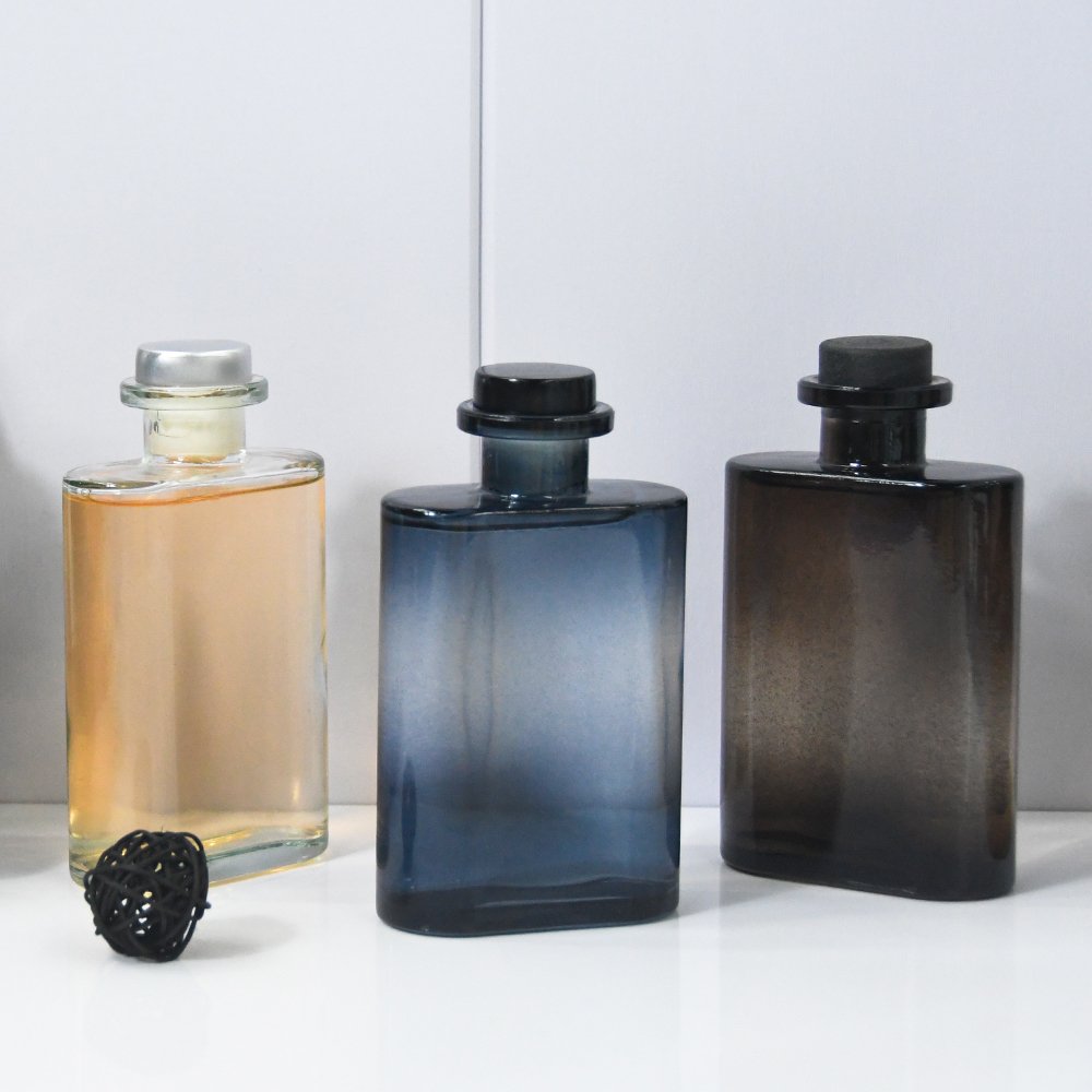 Hot Sell Oblate Cylinder Diffuser Flower Sticks Aroma Home Aroma Diffuser Glass Bottles