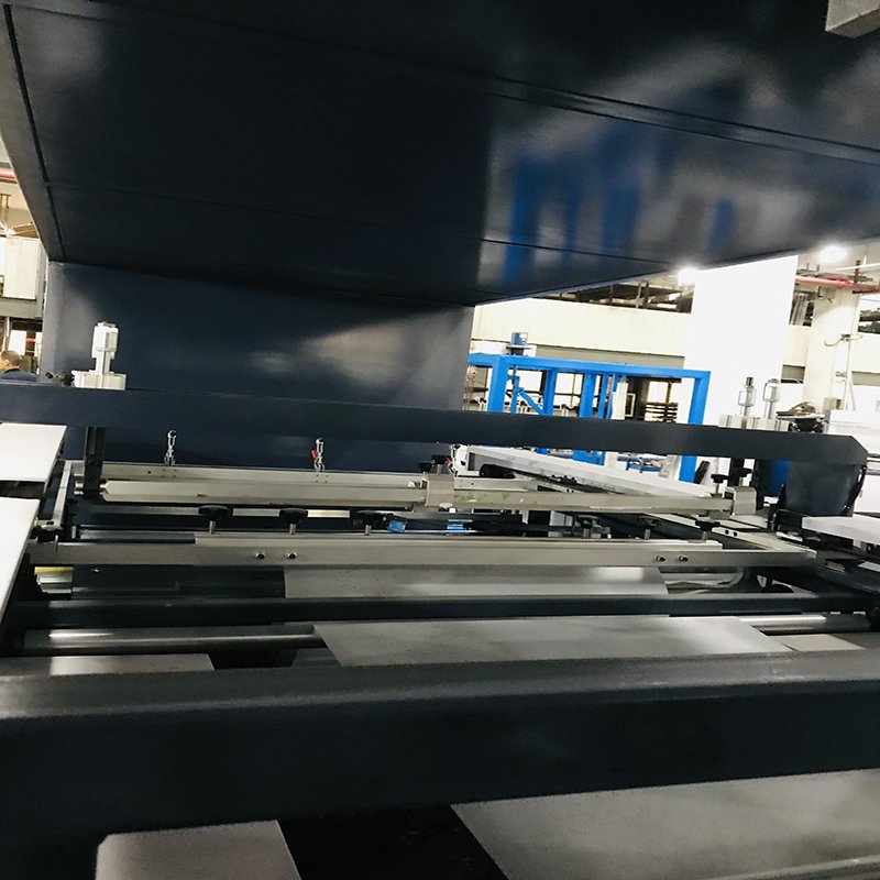 Full Automatic Servo Flat Screen Printing Machine For Flagtowel Handkerchief Umbrella Cloth