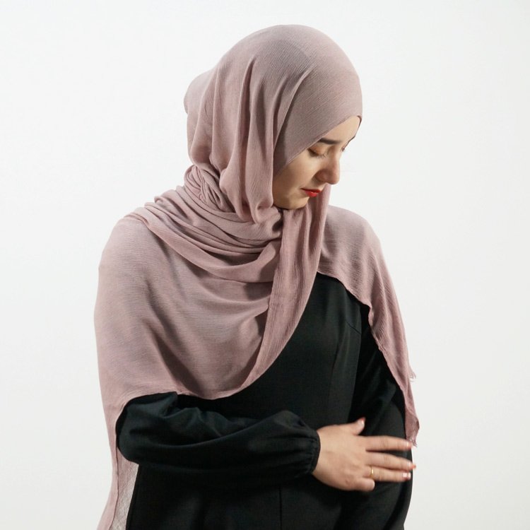 RTS Custom islamic women rayon modal hijab viscose cotton khimar scarfs tassel turbans shawl for ladies handkerchief solid color