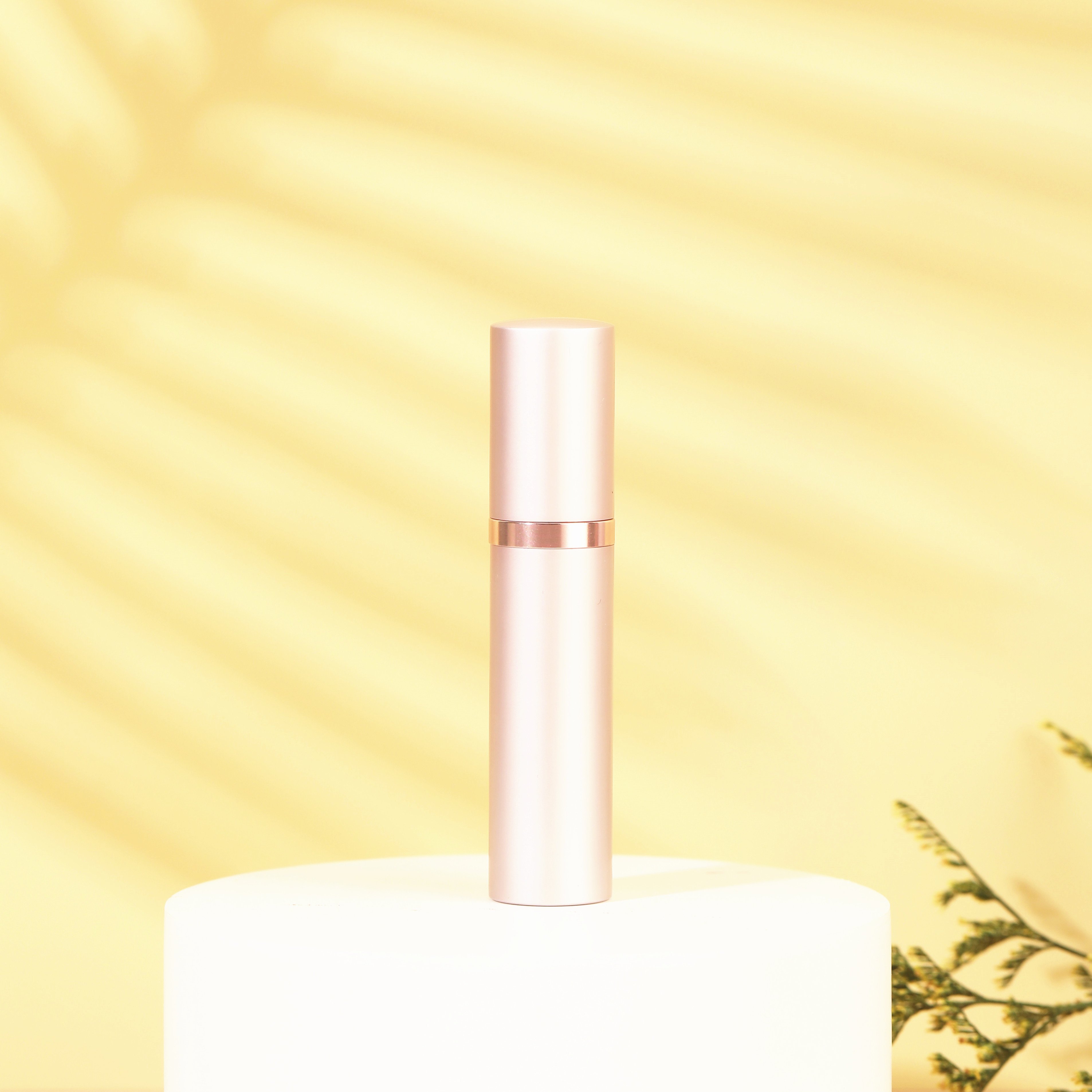 Factory custom luxury 8ml 10ml refillable perfume bottle empty mini traveling glass perfume bottle with spray perfume bottle