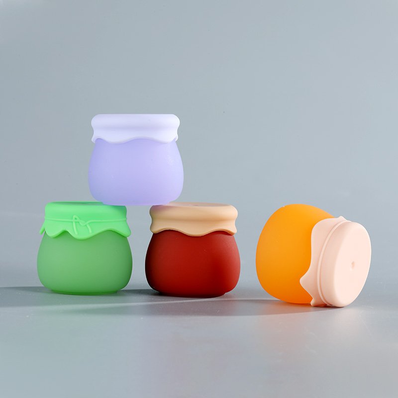 Best selling 10g Matte Colorful Lip Balm Containers Mini Cosmetic Jars Plastic Travel Lip Balm Boxes Pots With Lid Cream