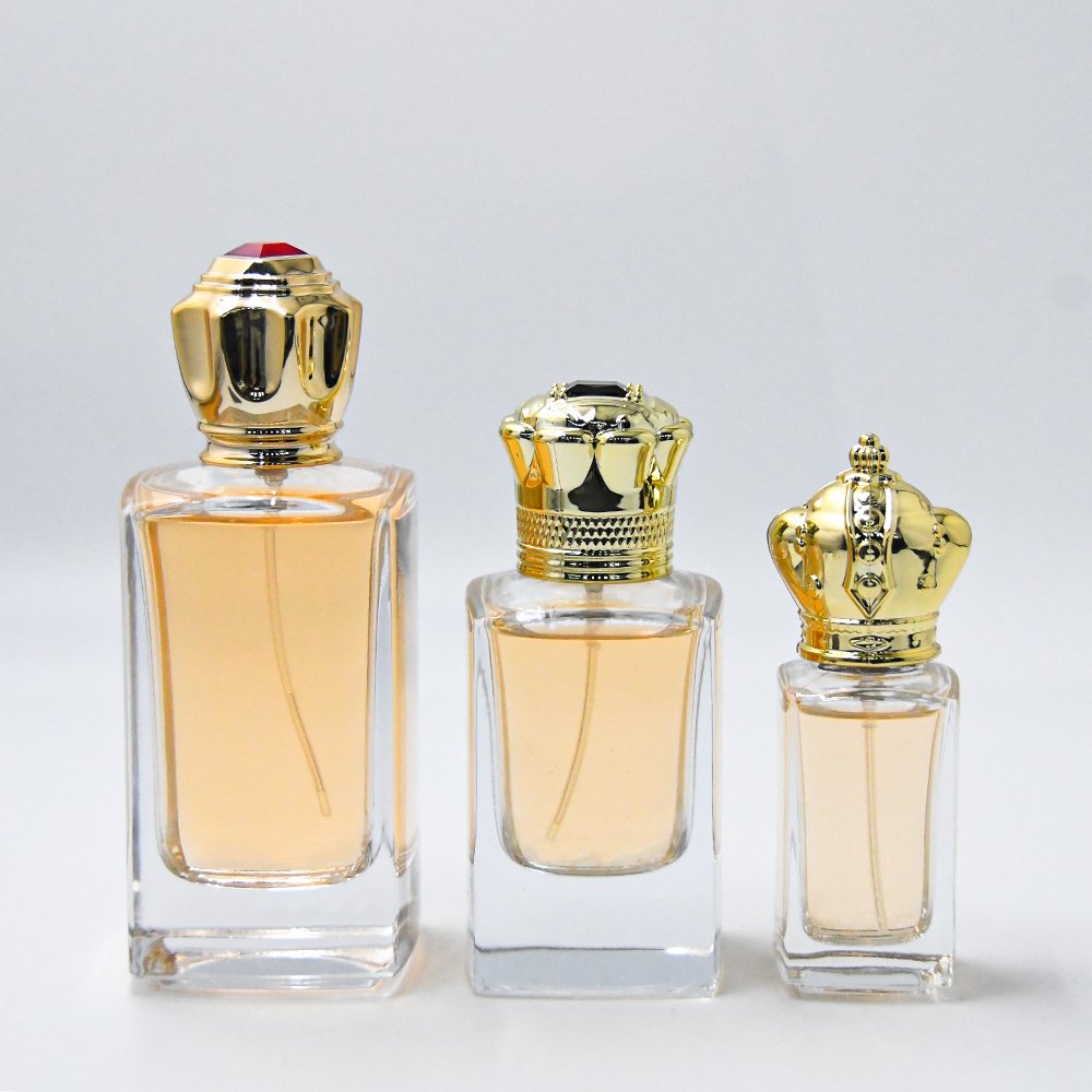 Custom 30ml 50ml 100ml Refillable Empty Glass Perfume Bottle With Gold Sprayer Crystal Lid Parfum Bottle Fragrance Bottle