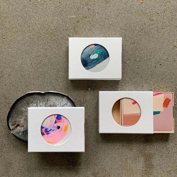 Custom Biodegradable Soap Boxes Printing Soap Bar Drawer Textured Paper Packaging Box With Circle Window