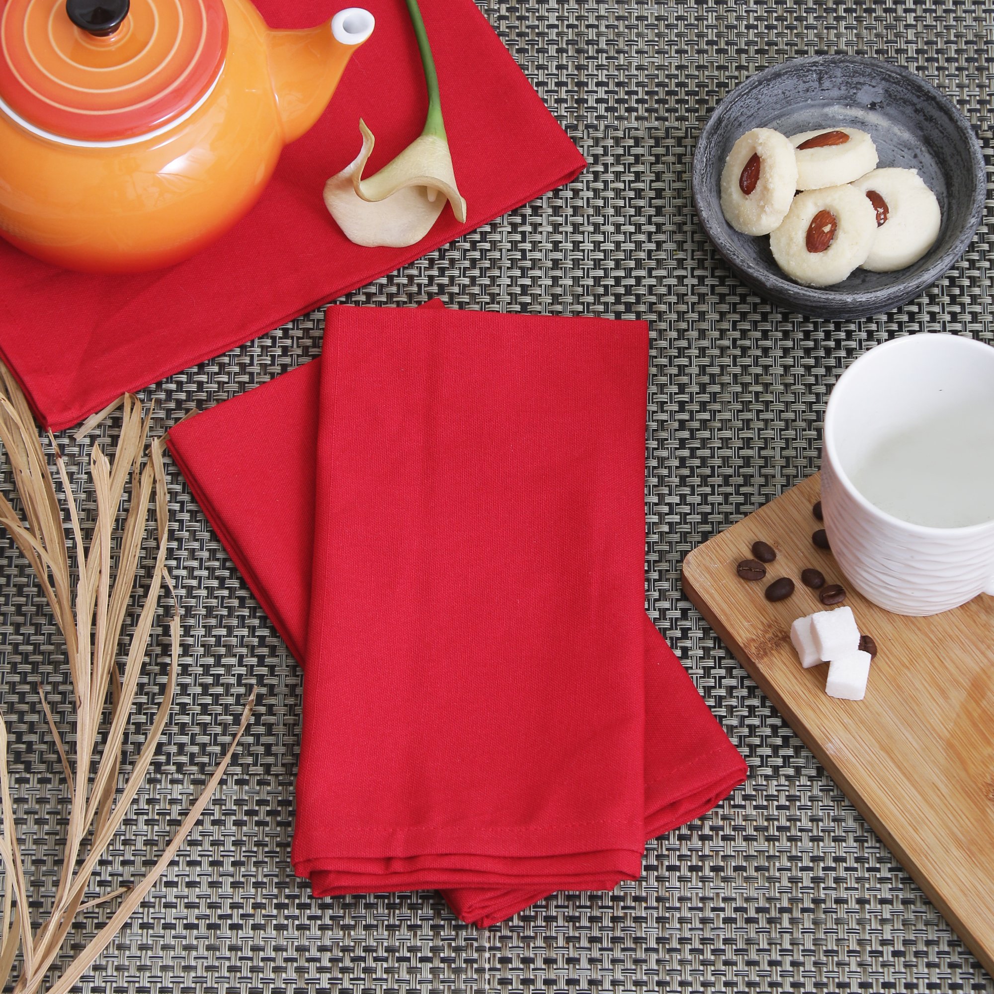 100% Cotton Napkins in Red Soft Woven Plain Style for Weddings Kitchen Airplane Use-for Restaurants