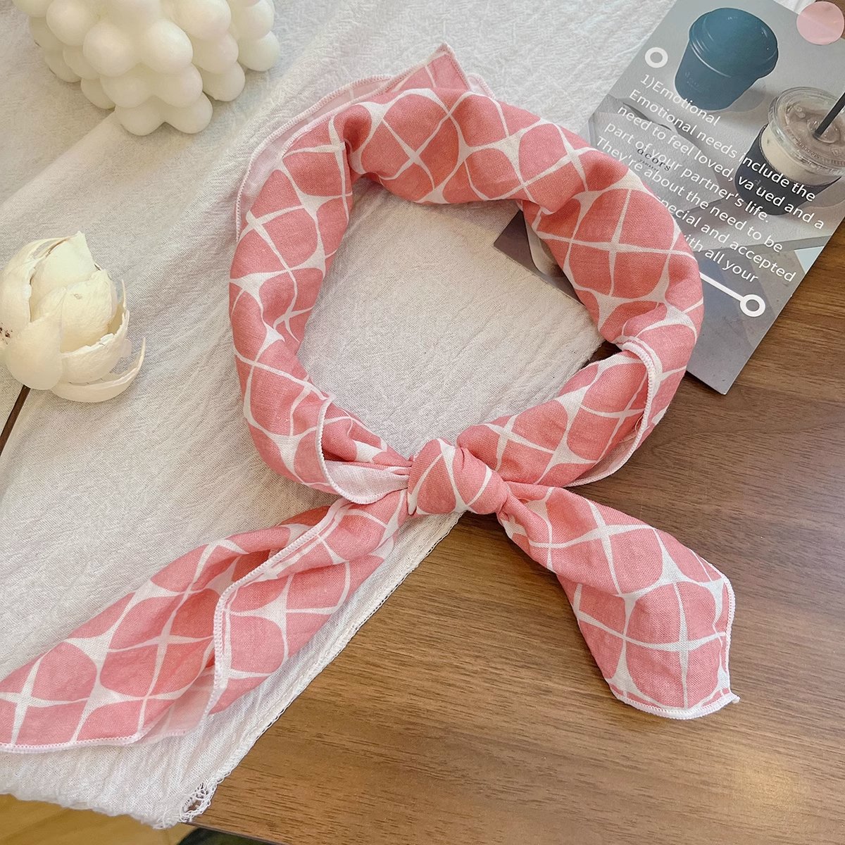 Cheaper Price Handkerchief Cotton High Quality Bandana Daisy Flower Print Custom Crochet Hood Scarf Cotton Scarf For Women