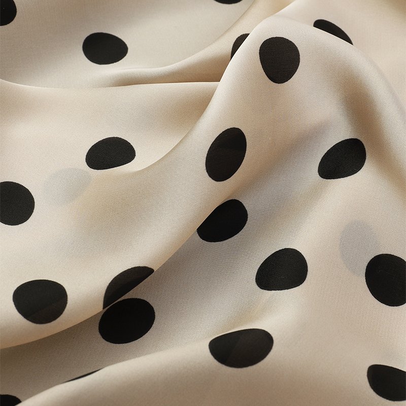 Band widely print new silk satin scarf big female British 70*70cm Scarves Selling arab women