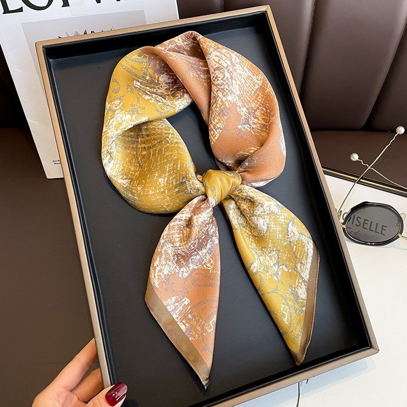 Hot Sale Women Luxury Elegant Brand Scarf Wrap Wholesale Print 70x70cm Satin Handkerchief Ladies Silk Feeling Square Scarf