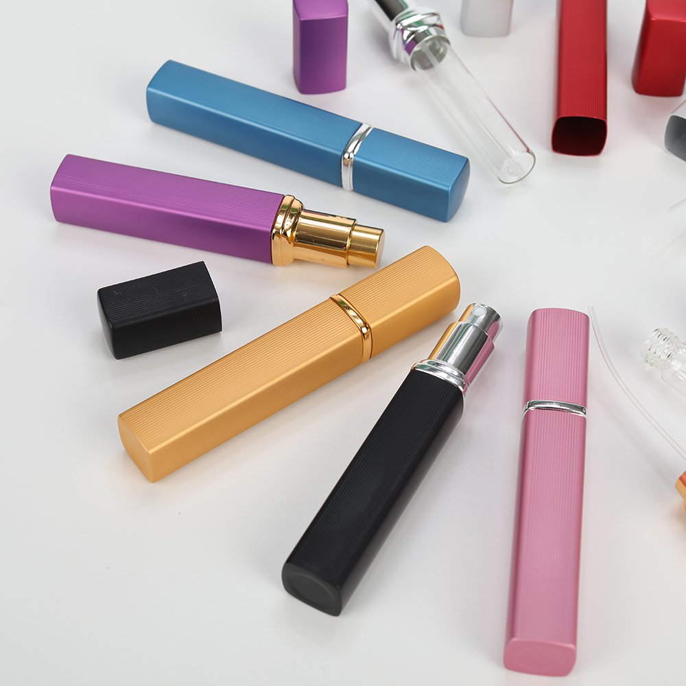 Luxurious 12ml Aluminum-Covered Glass Miniature Perfume Atomizer Portable Refillable Option Your Fragrance Needs Square 30ml
