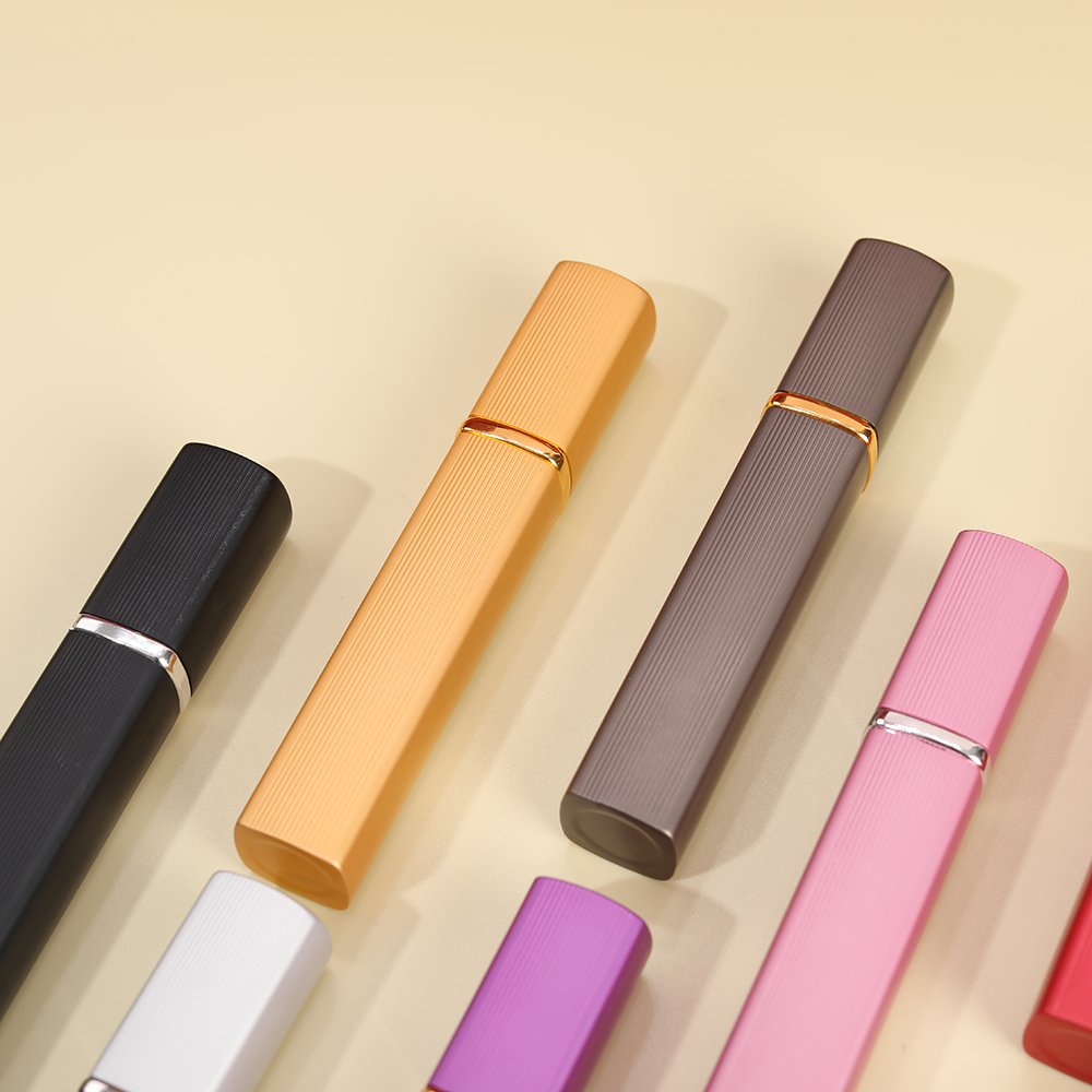 Luxurious 12ml Aluminum-Covered Glass Miniature Perfume Atomizer Portable Refillable Option Your Fragrance Needs Square 30ml