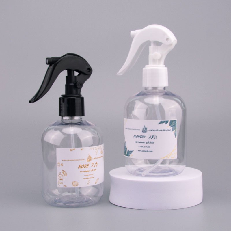 500ml 16 ounces Transparent PET Plastic Bottle with Black Trigger Sprayer