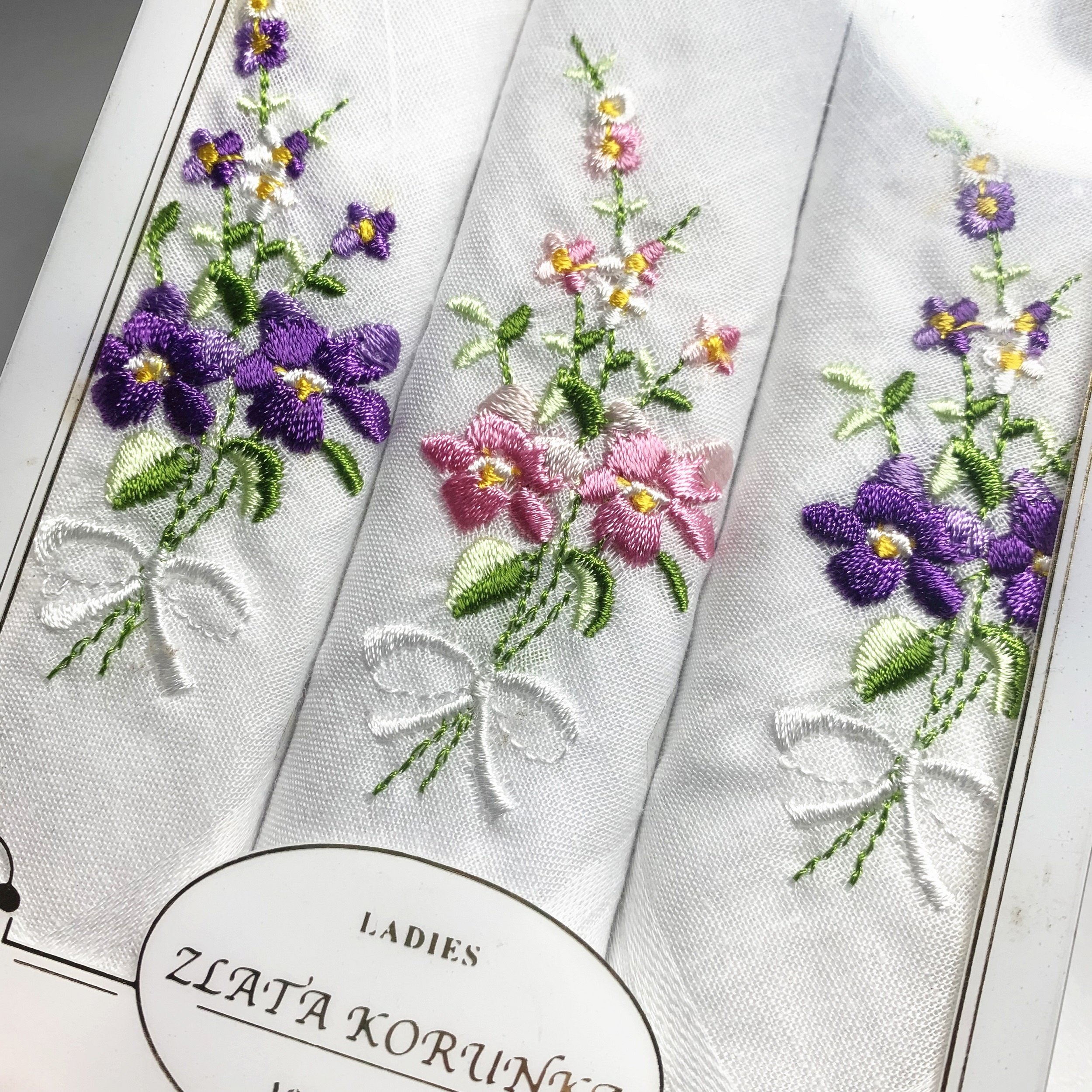 plain white cotton ladies embroidery floral handkerchief set