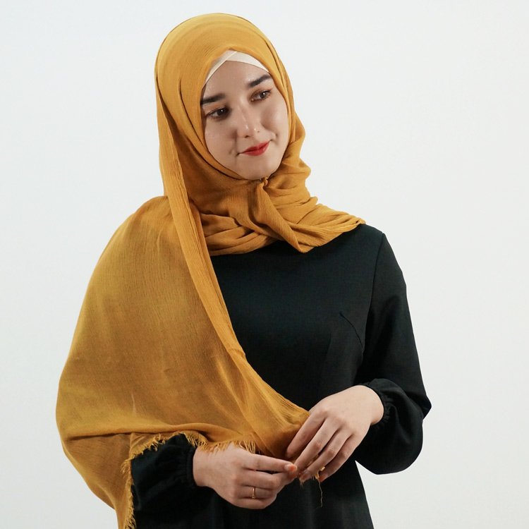 RTS Custom solid color modal turban hijab musulman tassel viscose knit shawls jersey pleated cotton head scarf for muslim women