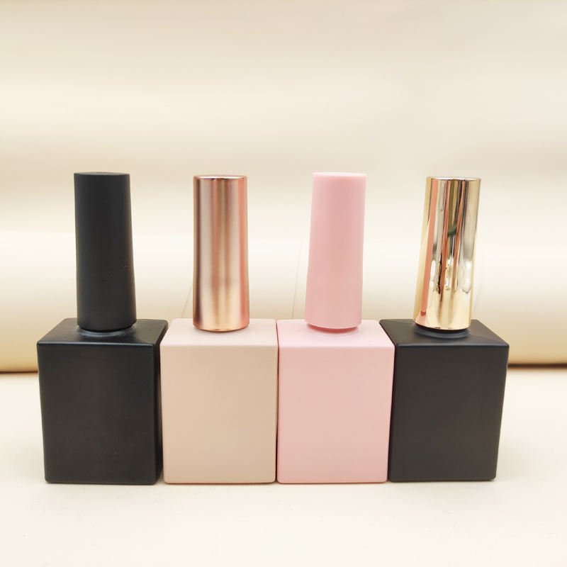 Factory Custom Made 10ml 15ml Large Empty Uv Gel Nail Polish Glass Bottle With Metal Logo