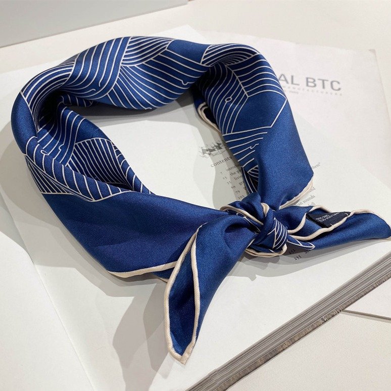 Custom Digital Printing 100% Silk Scarf High Quality Silk Bandana Premium Silk Square Pocket Handkerchief