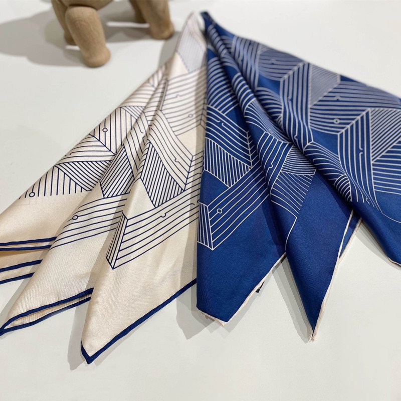 Custom Digital Printing 100% Silk Scarf High Quality Silk Bandana Premium Silk Square Pocket Handkerchief