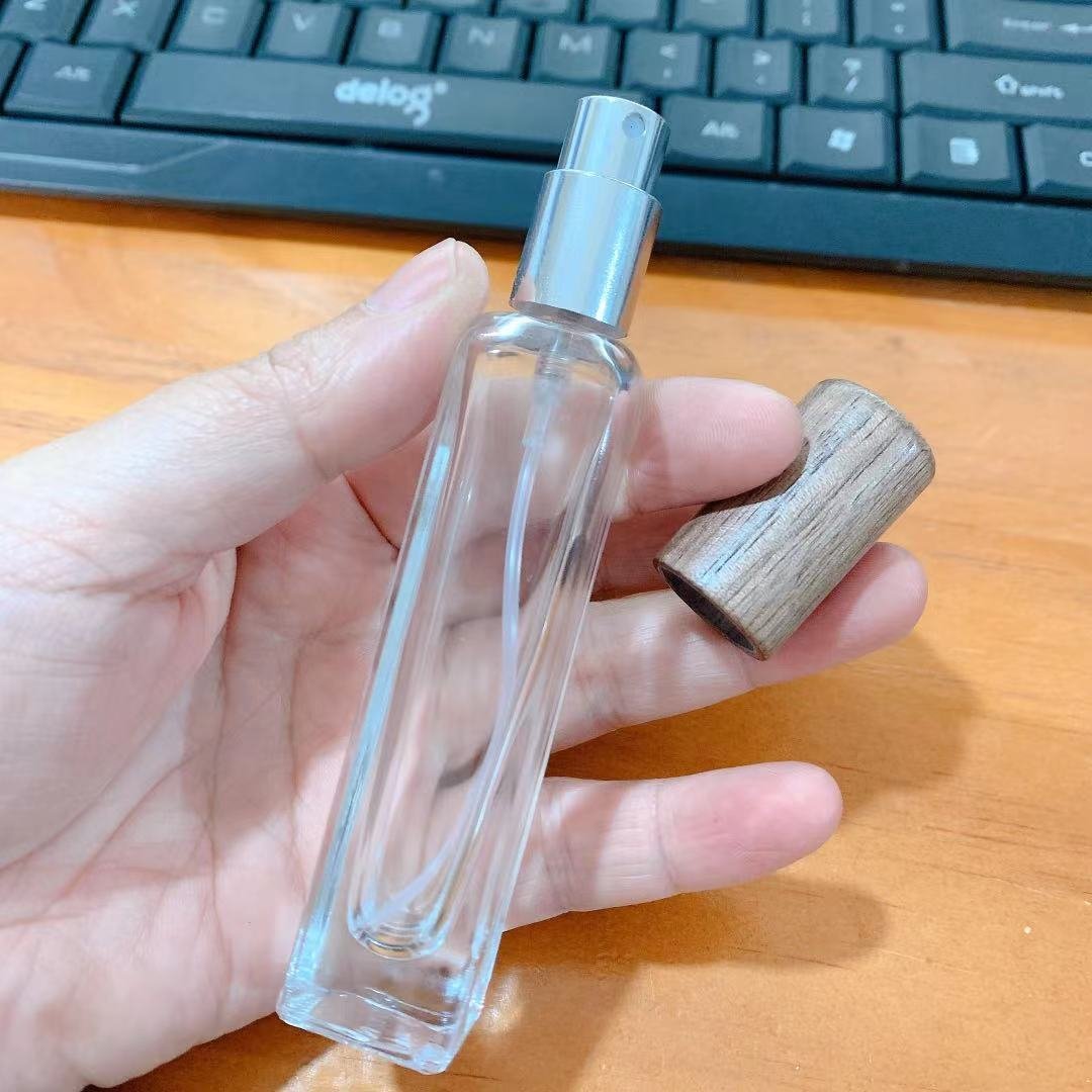 10ml Cylindrical Sample Sub Packed Perfume Bottle 10ml Square Wooden Cover Perfume Spray Bottle 15ml Square