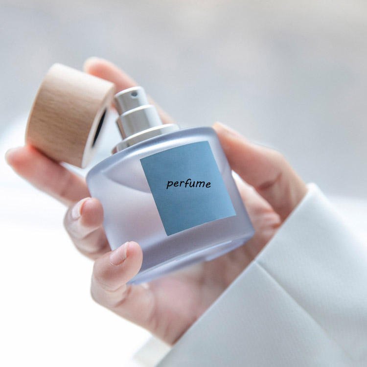 High End Round Frosted Clear Custom Perfume Bottle 30ml 50ml 100ml Empty Luxury Perfume Bottle With Wooden Cap