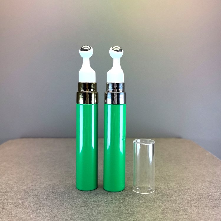 Hot Selling As Airless Bottle Pump Round Shape Empty 5ml 10ml 12ml Plastic Bottle Massage Bottle With Zinc Alloy Massage Head