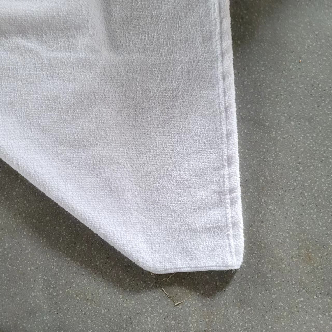 One Side Polyester 1 Side Cotton Blanks Towel & Fabric Roll for Sublimation Print White Poly Napkins Handkerchief Beach Blanket