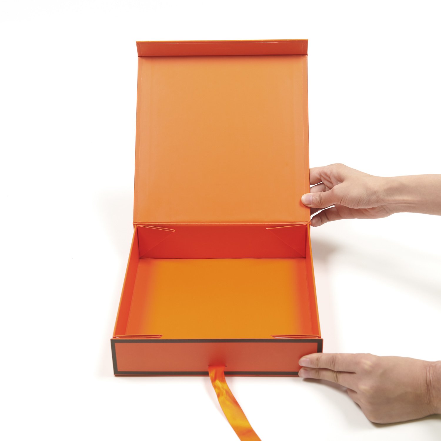 Luxury Black Book Shaped Rigid Cardboard Foldable Gift Box Custom Print Paper Clamshell Magnetic Gift Box