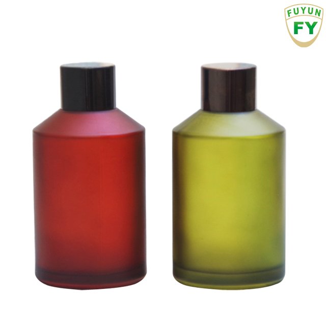 Fuyun In stock 15ml/30ml/60ml/125ml/200ml frosted green color boston cylinder glass bottles with black cap