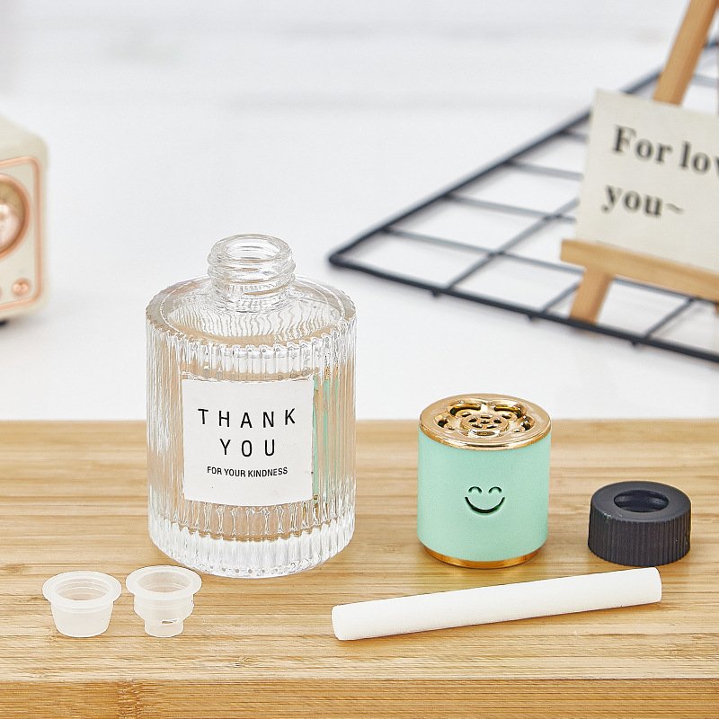 Cute 120ml car aromatherapy diffuser bottle with smile cap frosted 120ml diffuser bottles