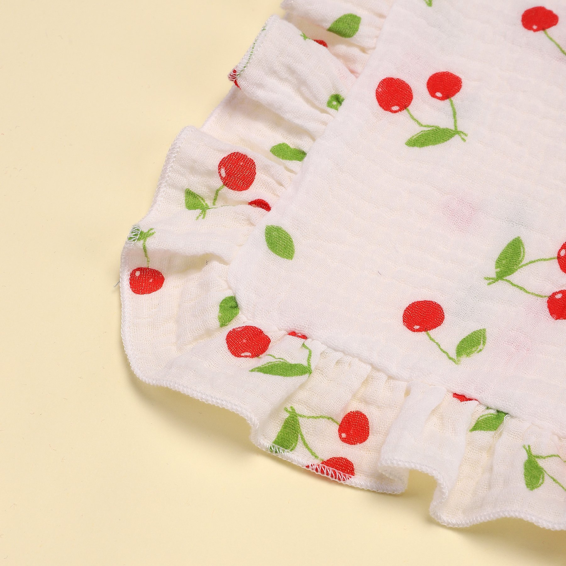 2024 Factory custom 4 Layers Cotton Gauze Baby Bib Girls Handkerchief Face Towel Rectangle Ruffle Cover Drooling bandana Bib