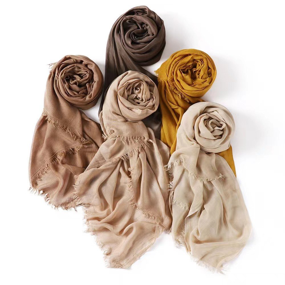 Wholesale Beautiful Ladies Cotton Modal Muslim Headscarf Hijab Scarf Square Style Women Knitting Cotton Muslim Scarf Mini 1