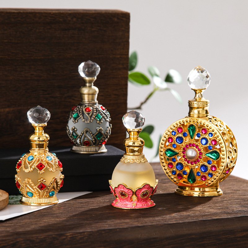 Wholesale Selling Design 15ml Dubai Arabic Style Metal Golden Attar Essential Oil Perfume Glass Bottles With Glass Stick
