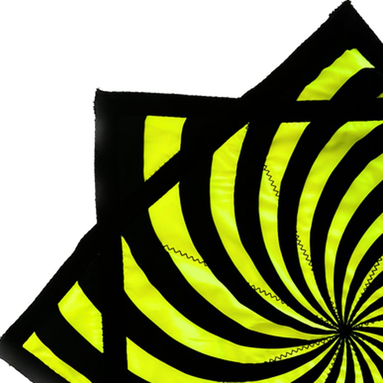 Wholesale UV Double-side Printing Dapo star 18 Inch Handkerchief Flowstar Flowtoys Flyper for Fun