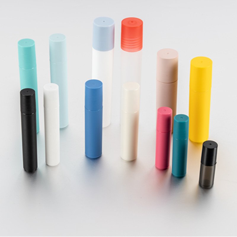 Wholesale 20ml plastic roll on bottle with steel roller ball luxury roll on perfume roll on bottle