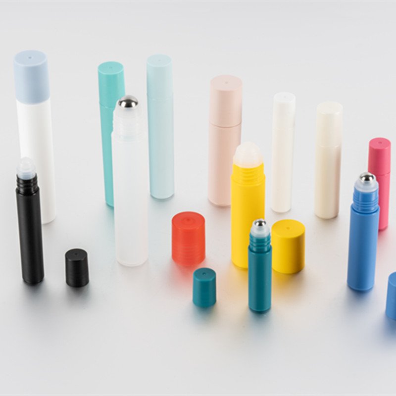 Wholesale 20ml plastic roll on bottle with steel roller ball luxury roll on perfume roll on bottle