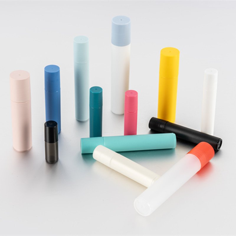 Wholesale 20ml plastic roll on bottle with steel roller ball luxury roll on perfume roll on bottle