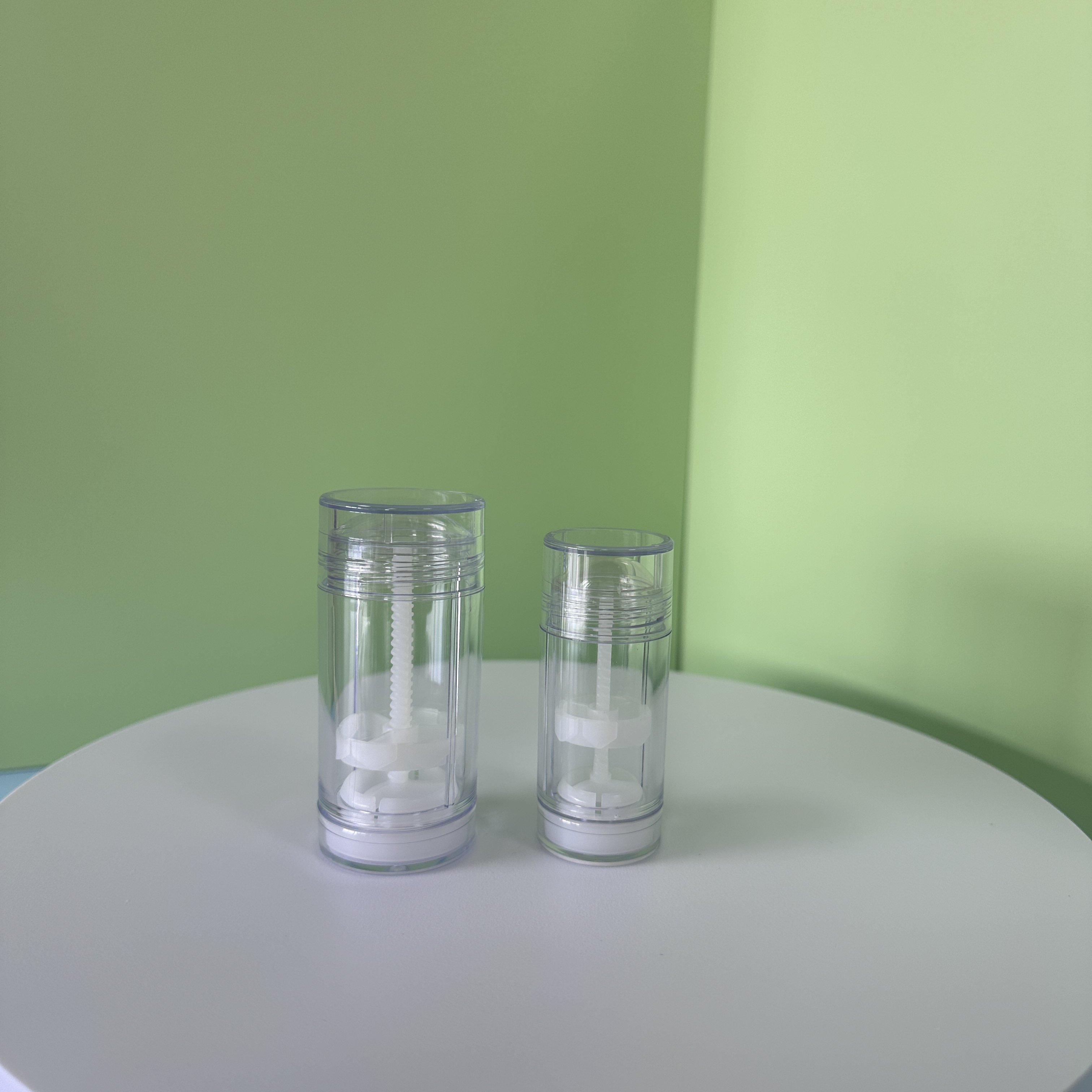 50ml 75ml Empty Plastic Twist Up Cosmetic Stick Container Roller Bottle Deodorant Stick Container
