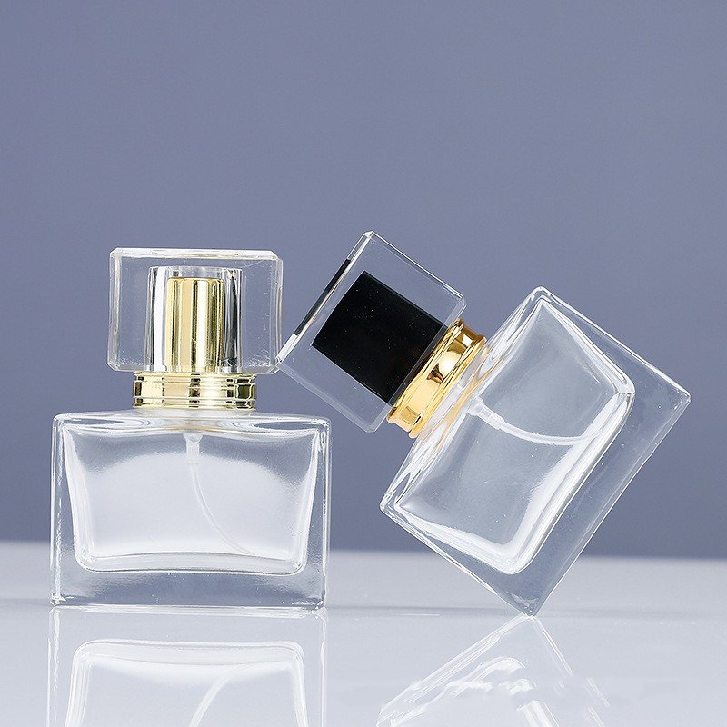 Factory glass perfume bottle 30ml dispenser bottle spray acrylic cover rectangular thick bottom retro portable